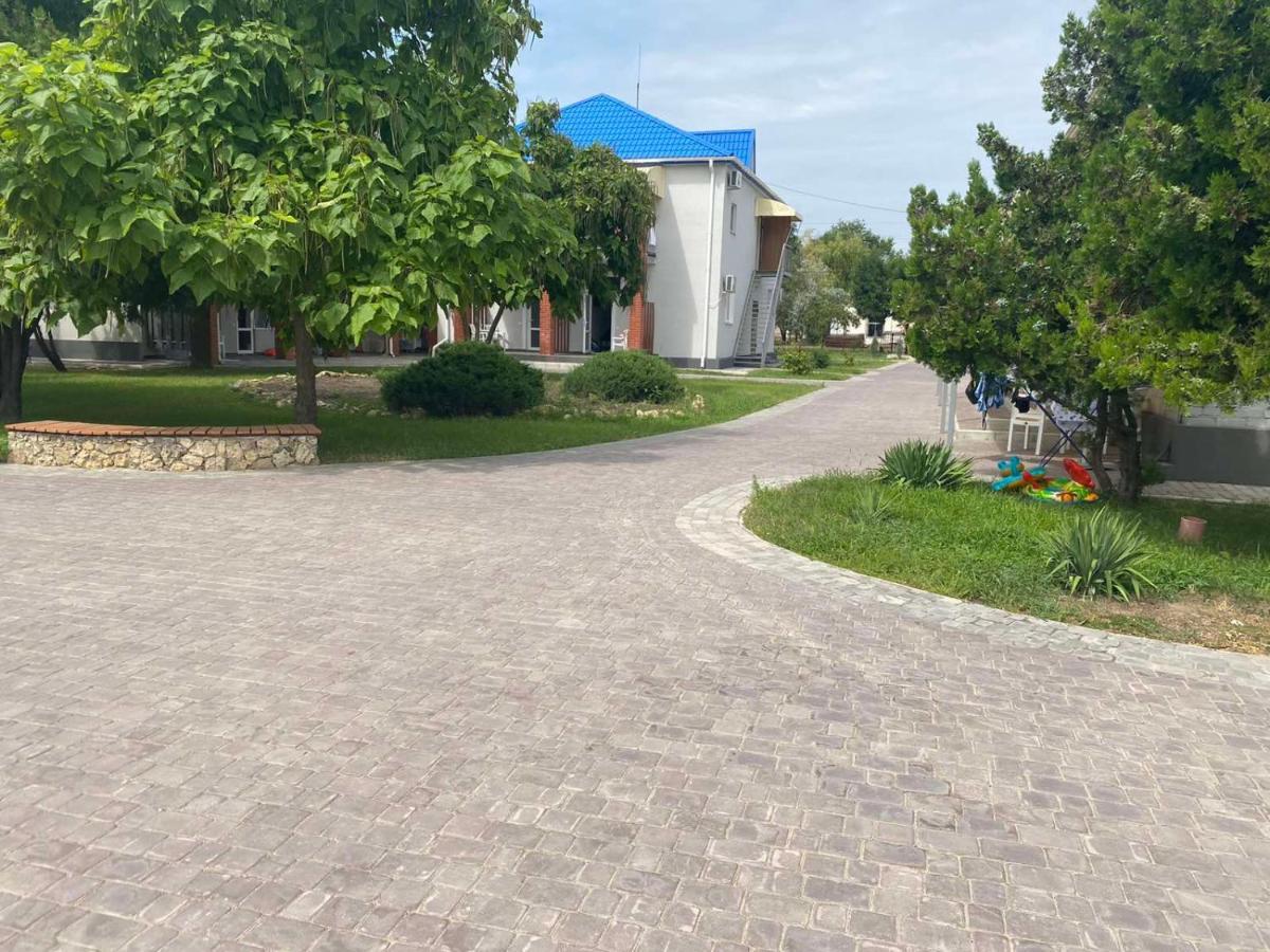 База Отдыха Причал Lazurne Buitenkant foto